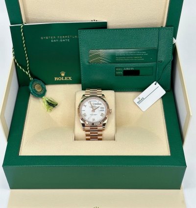 Rolex Day-date 40 New 2024 Day-date 40mm 228235 Presidential Rose Gold White Dial