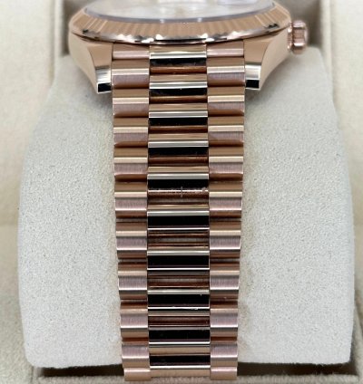 Rolex Day-date 40 New 2024 Day-date 40mm 228235 Presidential Rose Gold White Dial
