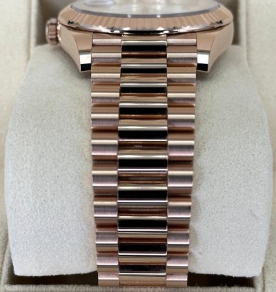 Rolex Day-date 40 New 2024 Day-date 40mm 228235 Presidential Rose Gold White Dial