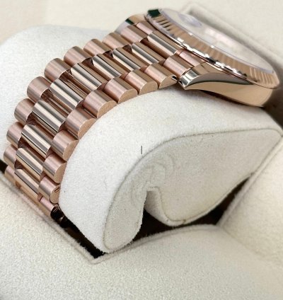 Rolex Day-date 40 New 2024 Day-date 40mm 228235 Presidential Rose Gold White Dial