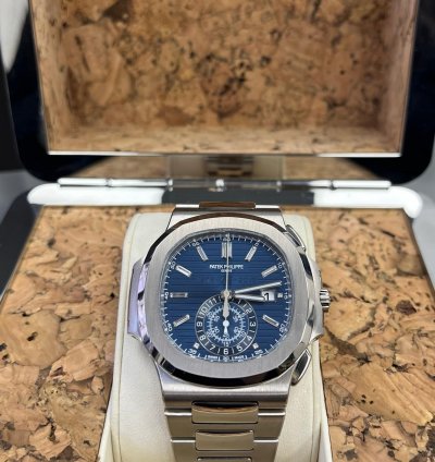 Patek Philippe Nautilus Chronograph White Gold Blue Dial 44mm 5976 1g-001