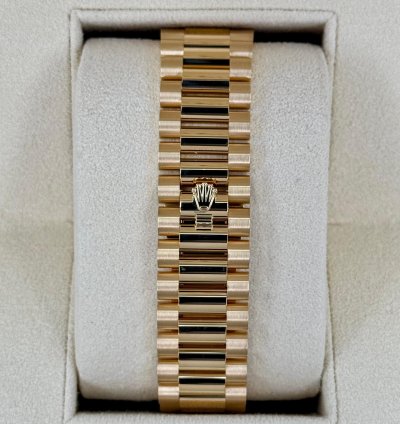 Rolex Day-date 40 New 2024 Day-date 40mm 228238 Presidential Black Diamond Baguette Dial