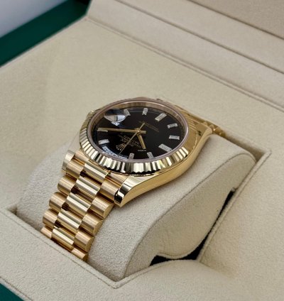 Rolex Day-date 40 New 2024 Day-date 40mm 228238 Presidential Black Diamond Baguette Dial