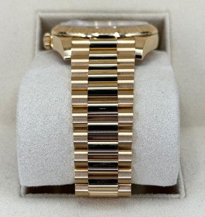 Rolex Day-date 40 New 2024 Day-date 40mm 228238 Presidential White Roman Numeral Dial
