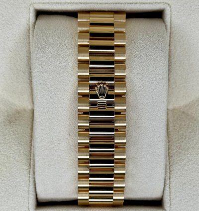 Rolex Day-date 40 New 2024 Day-date 40mm 228348rbr Presidential Diamond Bezel Green Dial