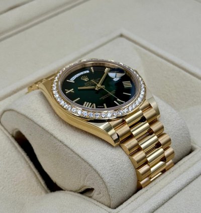 Rolex Day-date 40 New 2024 Day-date 40mm 228348rbr Presidential Diamond Bezel Green Dial