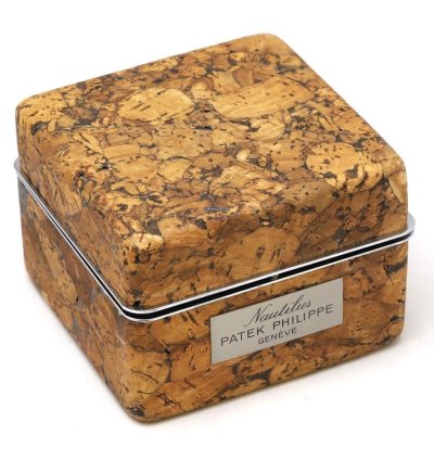 Patek Philippe Nautilus Date 3700 Cork Box Self-winding 1981