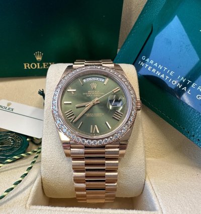 Rolex Day-date 40 New 2024 Olive Green Roman Dial Diamond Bezel President Bracelet Rose Gold