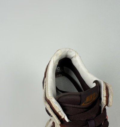 00s Vintage Nike Dunk Low Premium Light British Tan Sneakers
