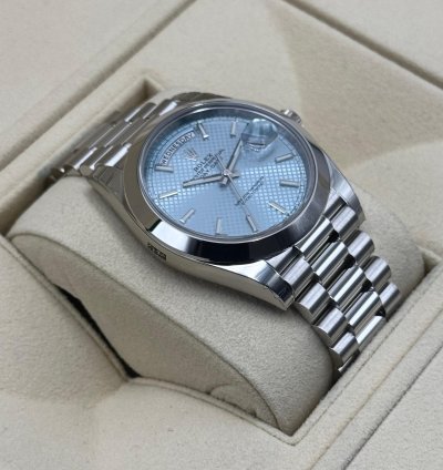 Rolex Day-date 40 New 2024 Rolex Day-date 40mm 228206 Platinum Blue Motif Dial
