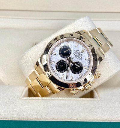Rolex Daytona Meteorite Dial Unworn Full Set 116508 Discontinued Model Yellow Gold 2023