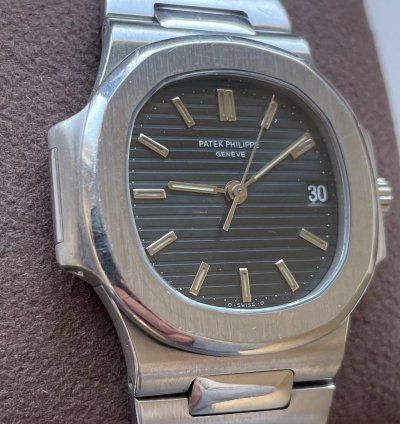 Patek Philippe Nautilus First Series 40 Year Vintage 1983 Original Box And Extract