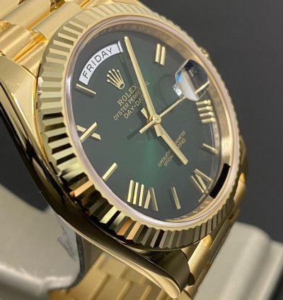 Rolex Day-date 40 New 2024 Unworn Day-date 40 President Yellow Gold Green Ombre Dial 228238 Full Set