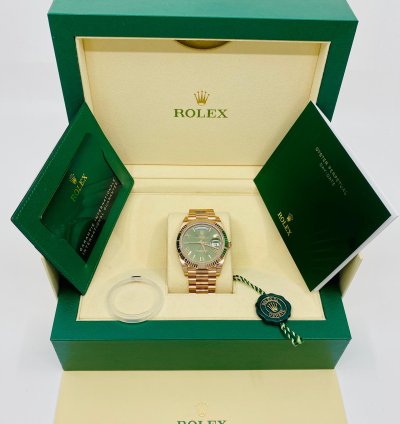 Rolex Day-date 40 New 2025 - Day-date 40 - 228235 - Olive Green Dial