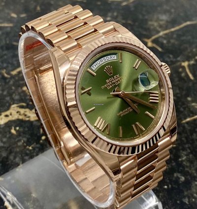 Rolex Day-date 40 New 2025 - Day-date 40 - 228235 - Olive Green Dial