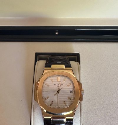 Patek Philippe Nautilus Full Set