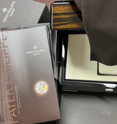 Patek Philippe Nautilus Full Set Blue