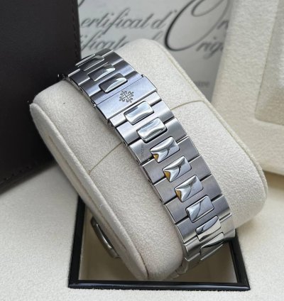 Patek Philippe Nautilus Full Set Blue Dial