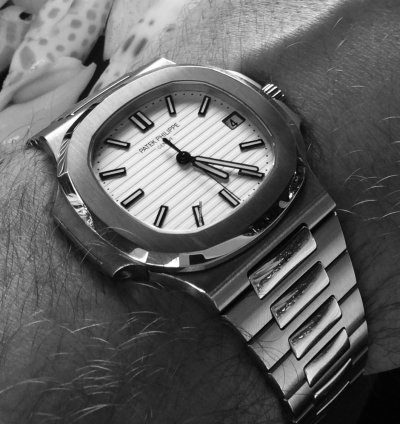 Patek Philippe Nautilus Full Set Double Sealed Since Last Service