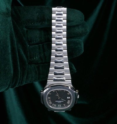 Patek Philippe Nautilus Full Set Excellent Nautilus Jumbo Power Reserve Comet 42mm Black Dial 3710 1a-001