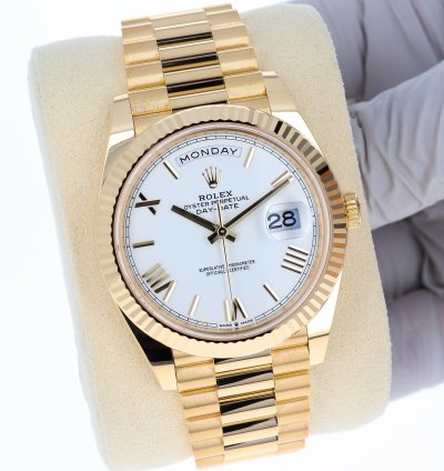Rolex Day-date 40 New 2025 228238 White Roman President Yellow Gold