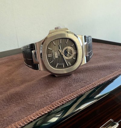 Patek Philippe Nautilus Full Set Mit Zertifikat