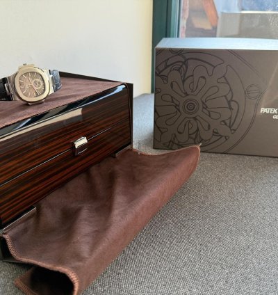 Patek Philippe Nautilus Full Set Mit Zertifikat