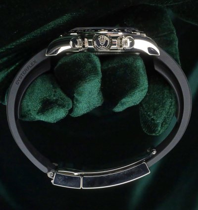 Rolex Daytona Mint Complete Set Daytona Ghost Silver Dial Ceramic Bezel Black Rubber Strap 126519ln-0006
