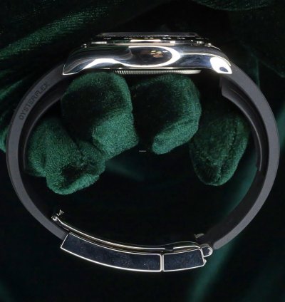 Rolex Daytona Mint Complete Set Daytona Ghost Silver Dial Ceramic Bezel Black Rubber Strap 126519ln-0006