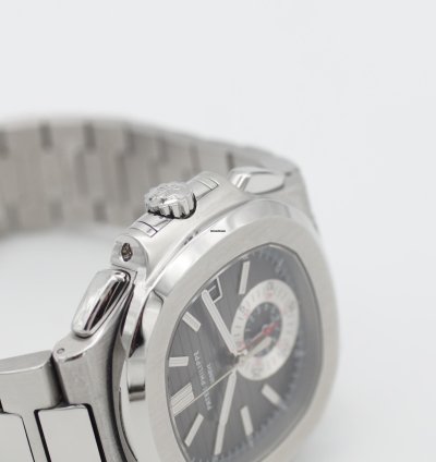 Patek Philippe Nautilus Full-set De Mint 5980 1a Black Dial 2012