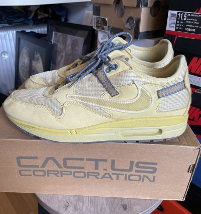 100 Original Nike Travis Scott Air Max 1 Cactus Saturn Gold