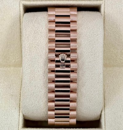 Rolex Day-date 40 New 2025 Day-date 40mm 228235 Presidential 18kt Yellow Gold Slate Ombre Dial