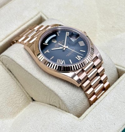 Rolex Day-date 40 New 2025 Day-date 40mm 228235 Presidential 18kt Yellow Gold Slate Ombre Dial