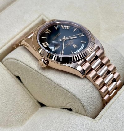 Rolex Day-date 40 New 2025 Day-date 40mm 228235 Presidential 18kt Yellow Gold Slate Ombre Dial
