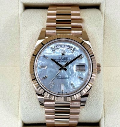 Rolex Day-date 40 New 2025 Day-date 40mm 228235 Presidential Rose Gold Mop Diamond Baguette Dial