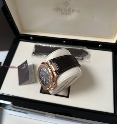 Patek Philippe Nautilus Fullset 2010 Wie Neu Deu Revision 2022