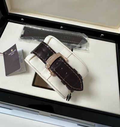 Patek Philippe Nautilus Fullset 2010 Wie Neu Deu Revision 2022
