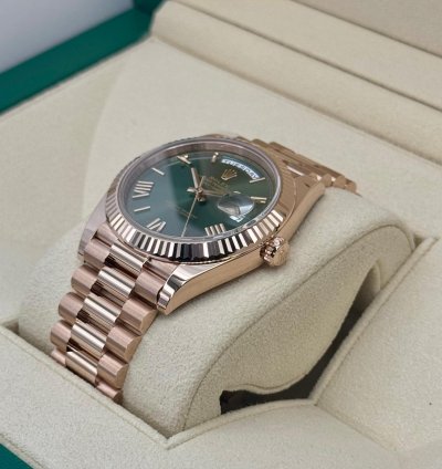 Rolex Day-date 40 New 2025 Day-date 40mm 228235 Presidential Rose Gold Olive Green Dial