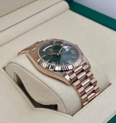 Rolex Day-date 40 New 2025 Day-date 40mm 228235 Presidential Rose Gold Olive Green Dial