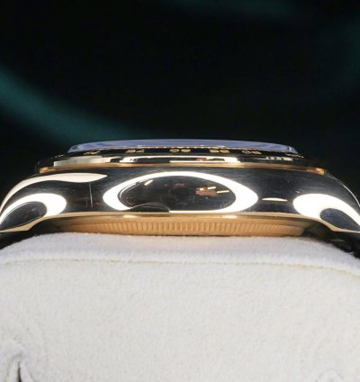 Rolex Daytona Mint Complete Set Daytona Yml Pikachu Champagne Dial Gold Ceramic 126518ln-0011