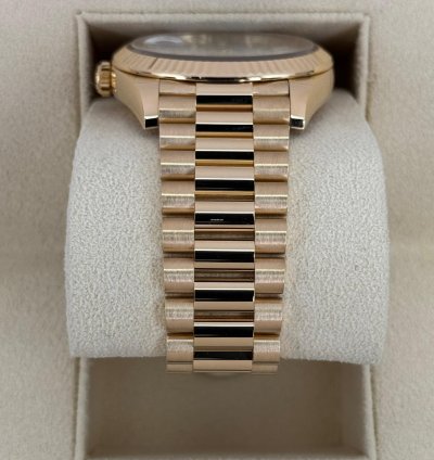 Rolex Day-date 40 New 2025 Day-date 40mm 228238 Mother Of Pearl Diamond Dial
