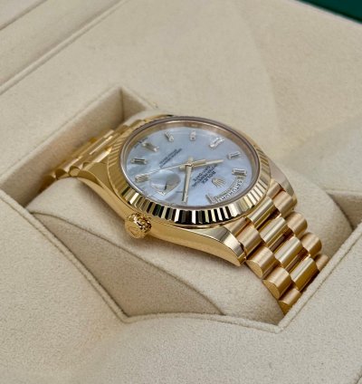 Rolex Day-date 40 New 2025 Day-date 40mm 228238 Mother Of Pearl Diamond Dial
