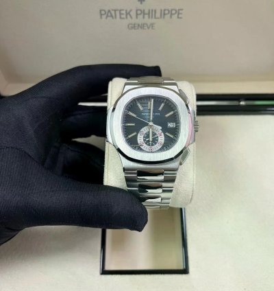 Patek Philippe Nautilus Great Condition Box Pusher And Archive Papers