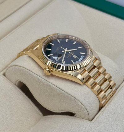 Rolex Day-date 40 New 2025 Day-date 40mm 228238 Presidential Black Dial