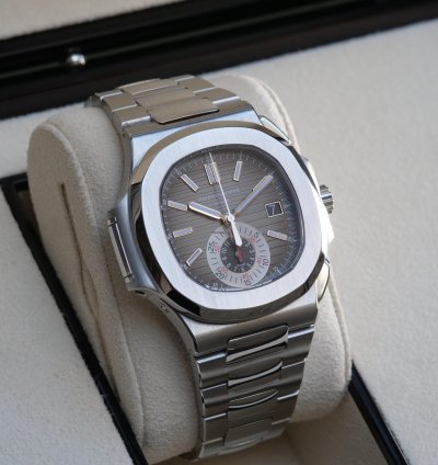 Patek Philippe Nautilus Grey Box Extrait De Registre
