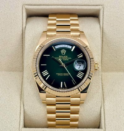 Rolex Day-date 40 New 2025 Day-date 40mm 228238 Presidential Green Ombre Dial