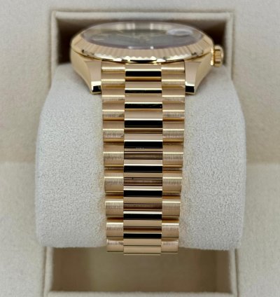 Rolex Day-date 40 New 2025 Day-date 40mm 228238 Presidential Green Ombre Dial