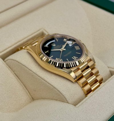 Rolex Day-date 40 New 2025 Day-date 40mm 228238 Presidential Green Ombre Dial