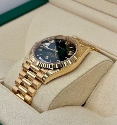 Rolex Day-date 40 New 2025 Day-date 40mm 228238 Presidential Green Ombre Dial