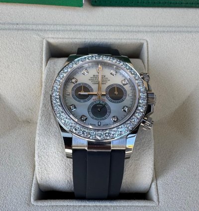 Rolex Daytona Mother Of Pearl Cosmograph Daytona December 2024 Diamond Panda White Tag Full Set